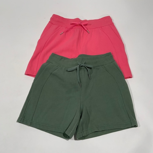 2 Lululemon Sz 8 Scuba High-Rise Short 5